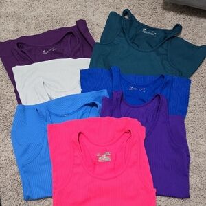 Under Armour Women's Tank Tops - Purple, White, Blue, Pink. Lot Of 7